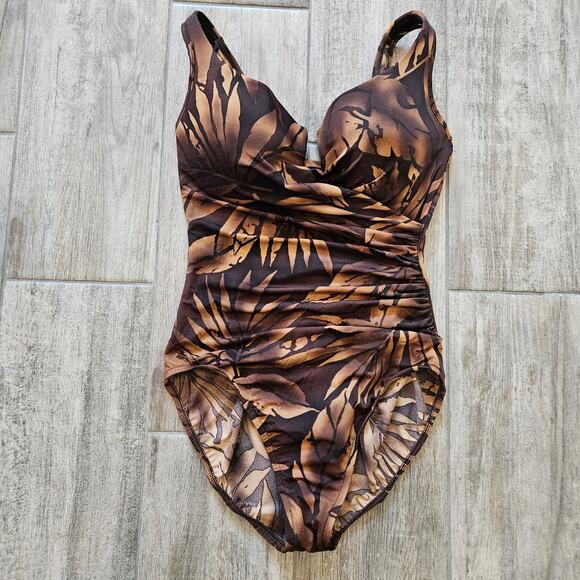 Miraclesuit One Piece Swimsuit Size 14 Brown Tropical Leaf Underwire Ruched - Picture 1 of 10